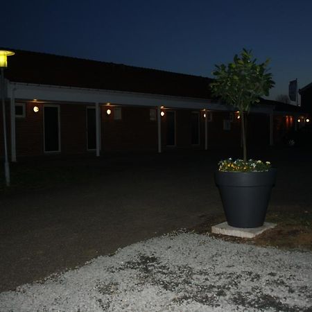 Hotel Bredehus Bredsten  外观 照片