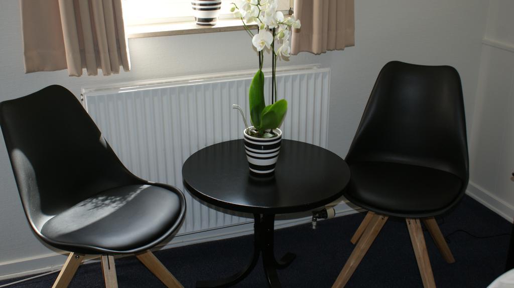 Hotel Bredehus Bredsten  外观 照片