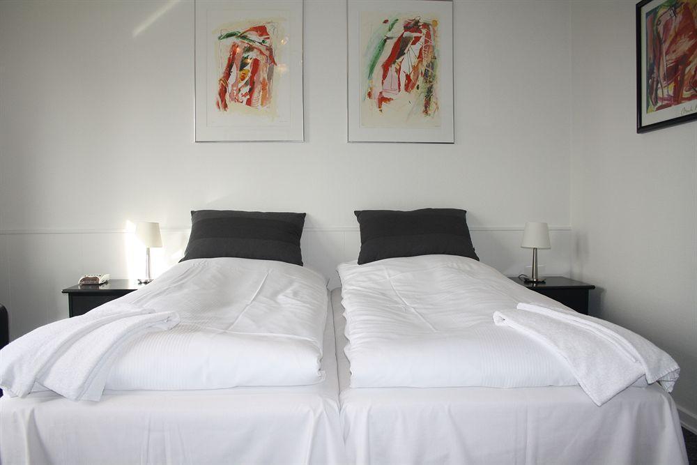 Hotel Bredehus Bredsten  外观 照片